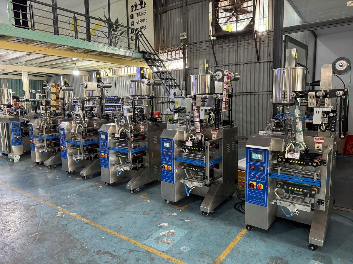 xưởng sản xuất máy đóng gói bao bì 